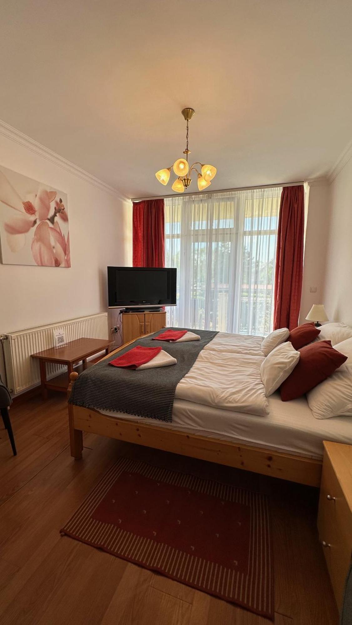 Apartman Danka Bük Eksteriør bilde