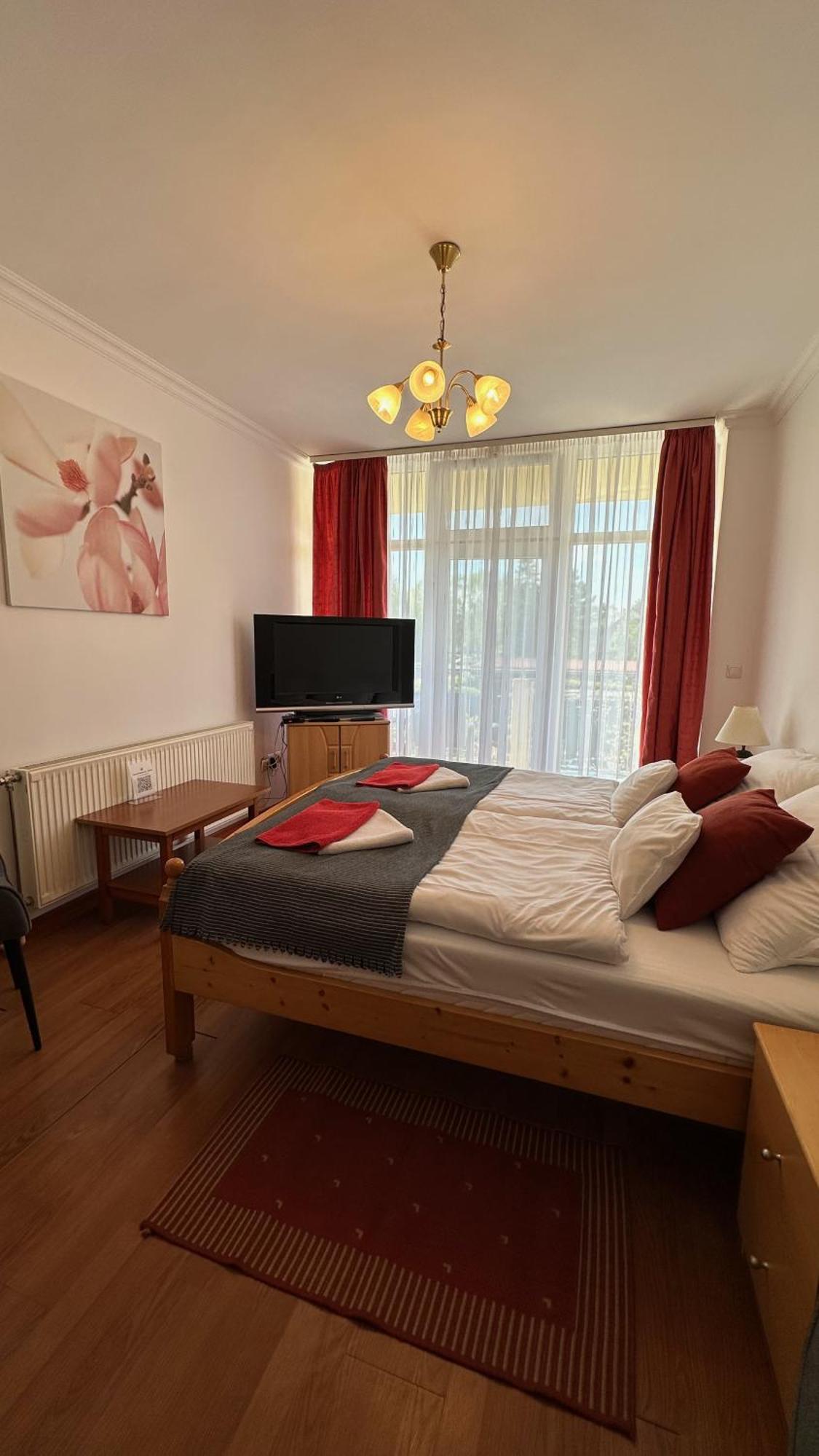 Apartman Danka Bük Eksteriør bilde
